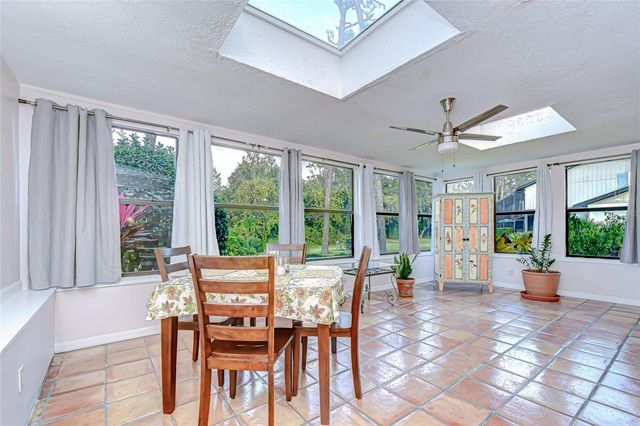 5444 SADDLEBROOK WAY 4, Wesley Chapel, FL 33543