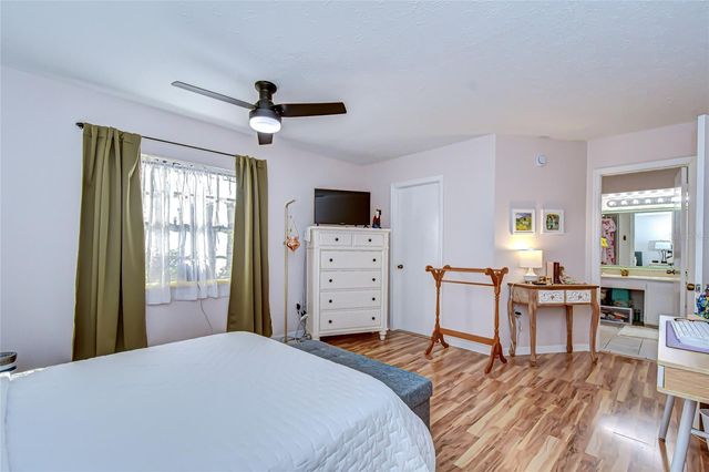 5444 SADDLEBROOK WAY 4, Wesley Chapel, FL 33543