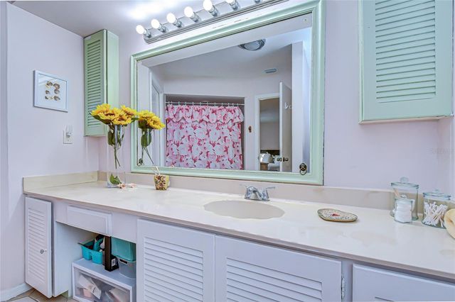 5444 SADDLEBROOK WAY 4, Wesley Chapel, FL 33543