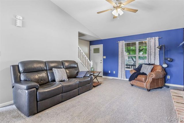 4350 Southview Way Drive, St Louis, MO 63129