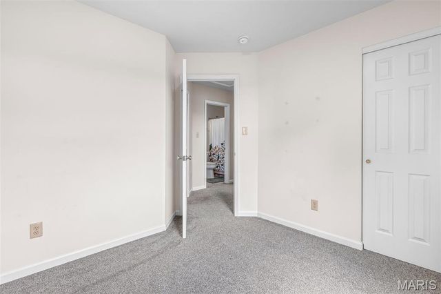 4350 Southview Way Drive, St Louis, MO 63129
