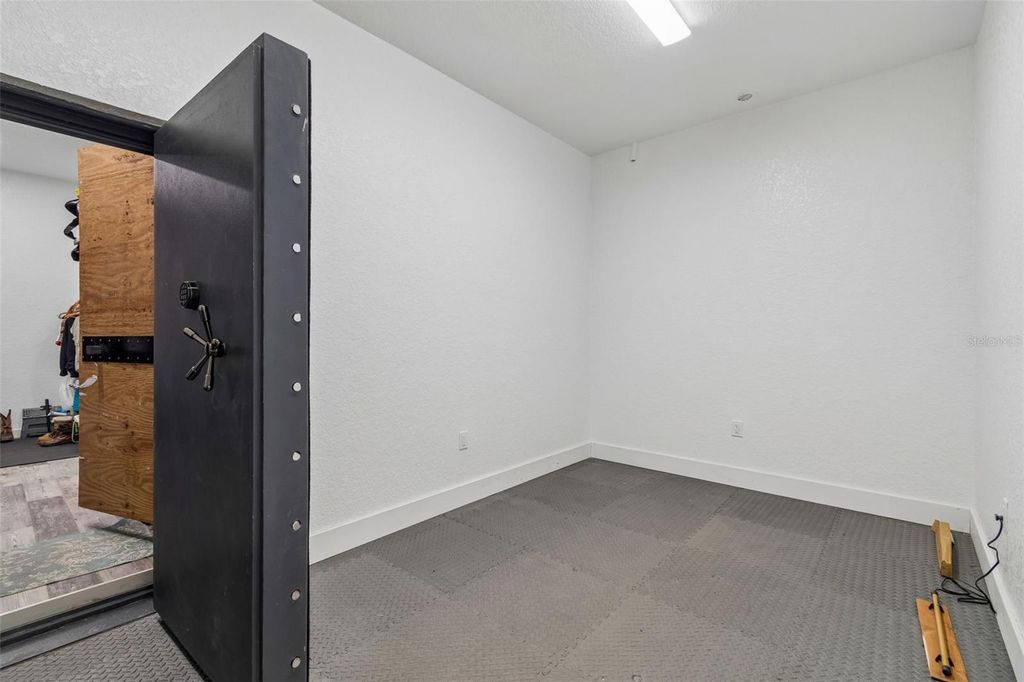 Image 56 of property listing at 4300 CR 673, Bushnell, FL 33513