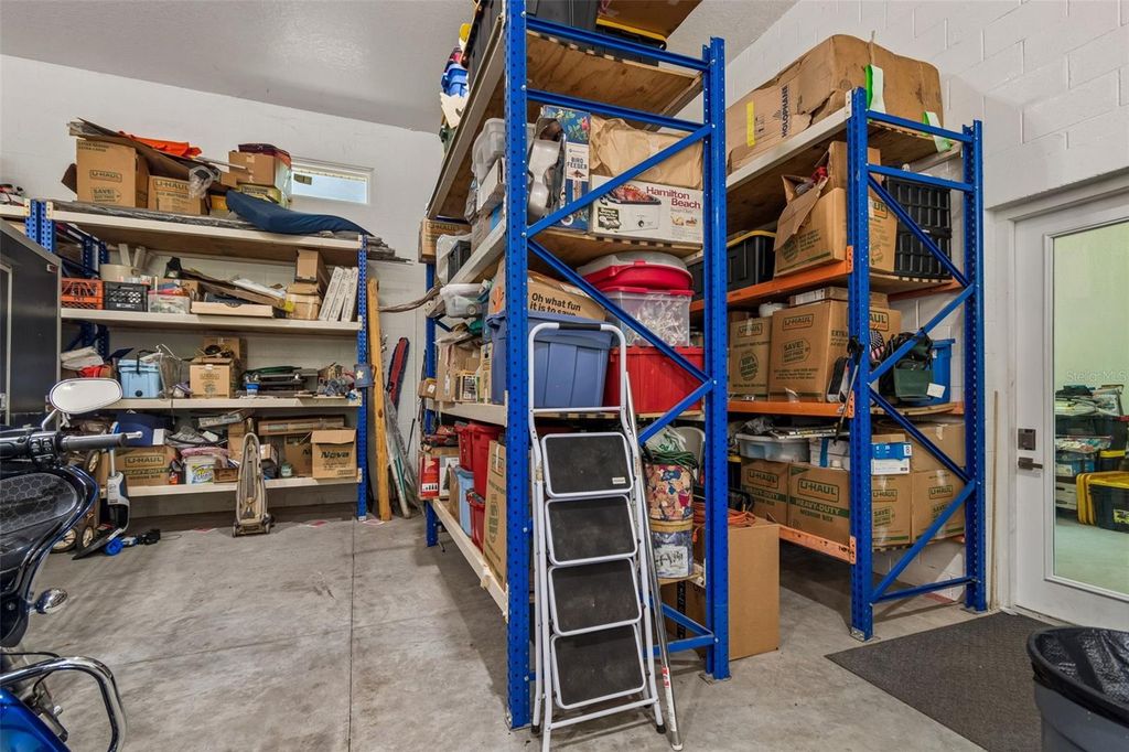 Image 70 of property listing at 4300 CR 673, Bushnell, FL 33513