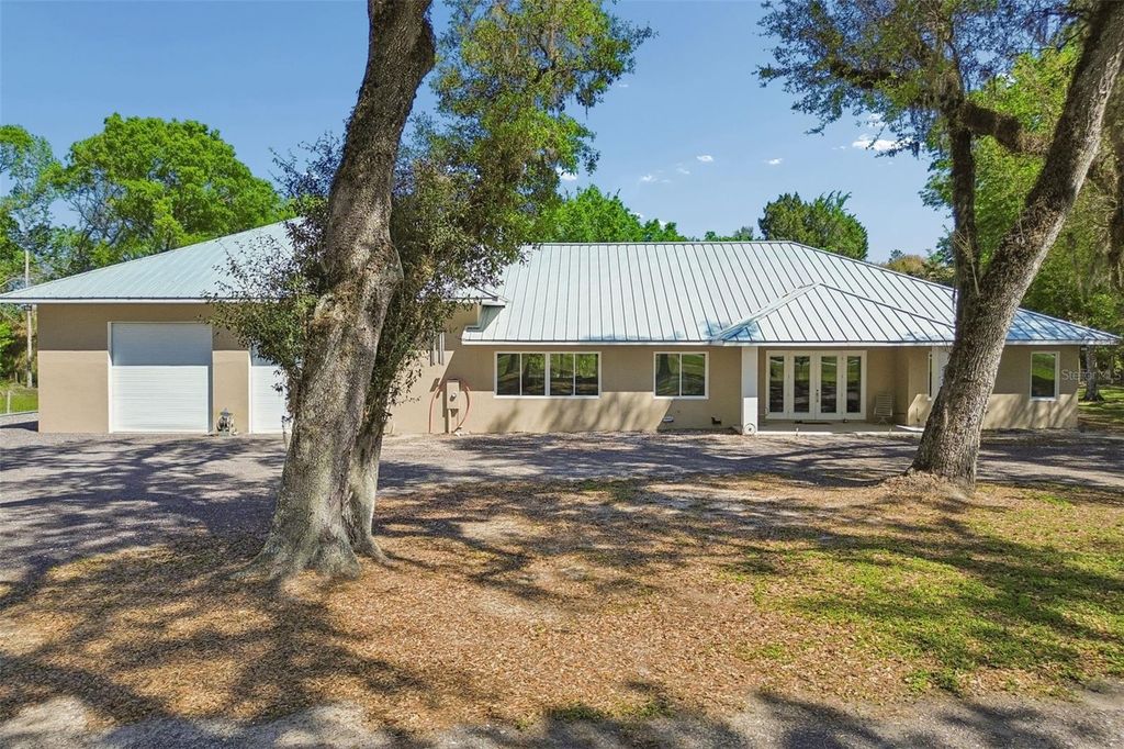 Image 87 of property listing at 4300 CR 673, Bushnell, FL 33513