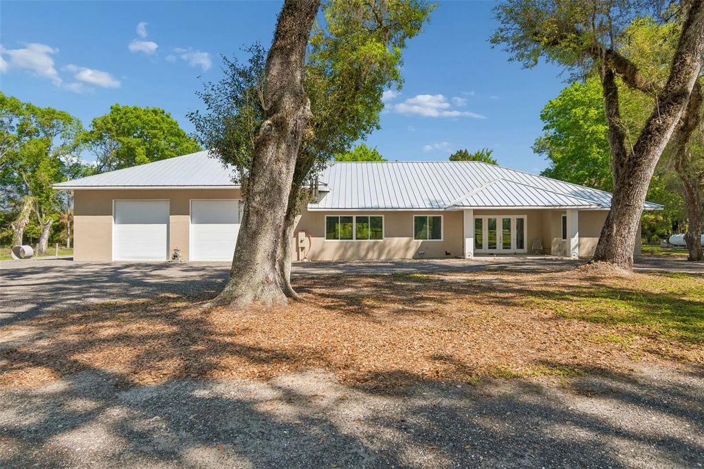 Image 89 of property listing at 4300 CR 673, Bushnell, FL 33513