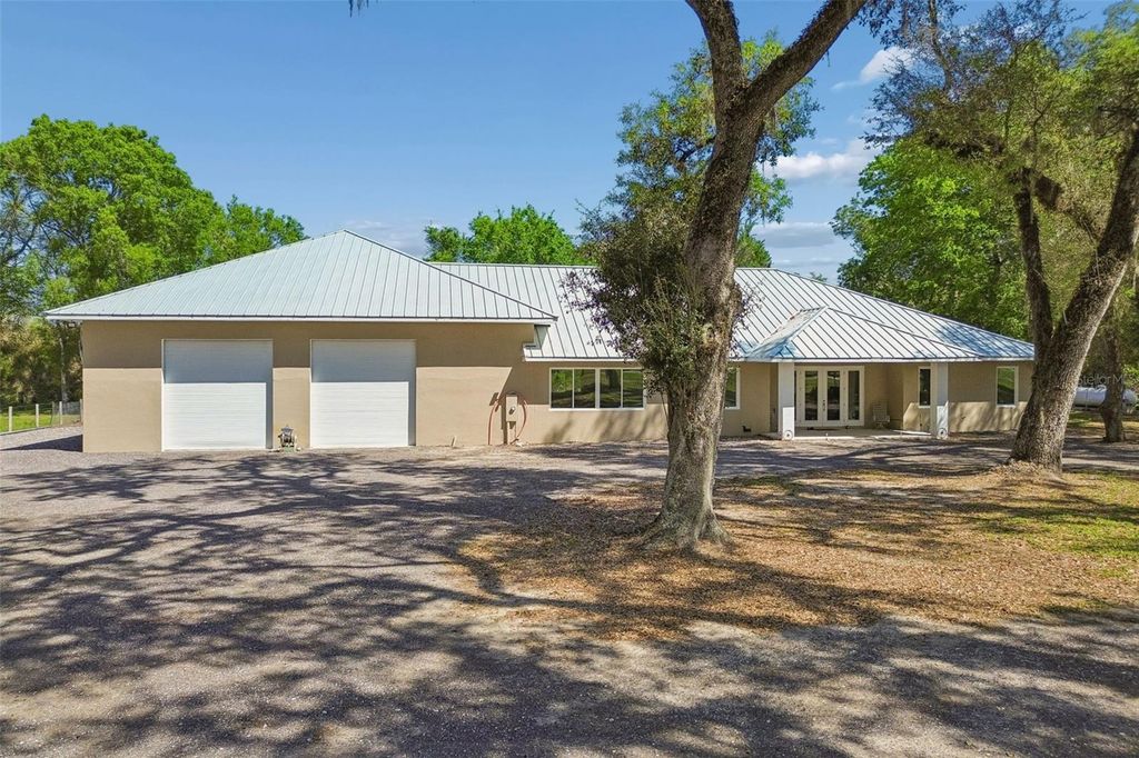 Image 91 of property listing at 4300 CR 673, Bushnell, FL 33513