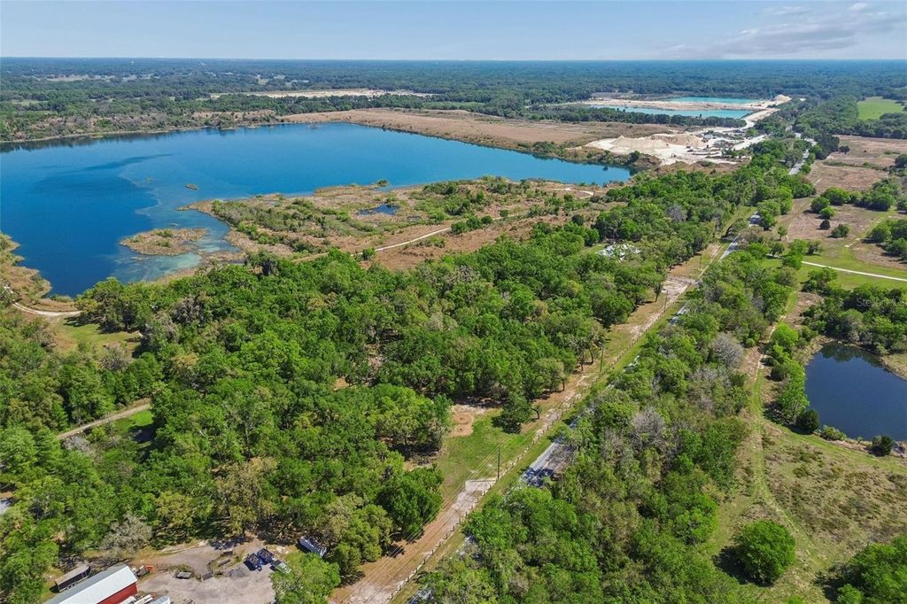 Image 99 of property listing at 4300 CR 673, Bushnell, FL 33513