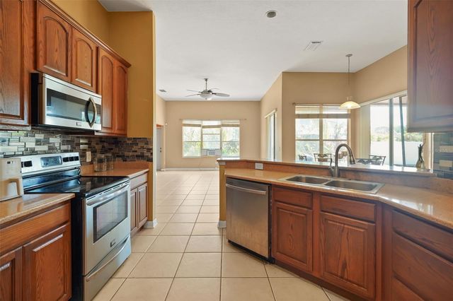 1907 DERBY GLEN DRIVE, Orlando, FL 32837