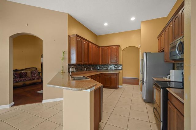 1907 DERBY GLEN DRIVE, Orlando, FL 32837