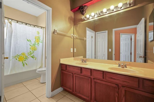 1907 DERBY GLEN DRIVE, Orlando, FL 32837
