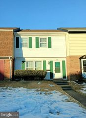 337 CLAY ST, Fredericksburg, VA 22408