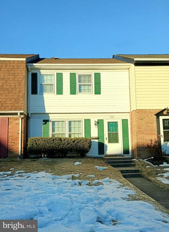 337 CLAY ST, Fredericksburg, VA 22408