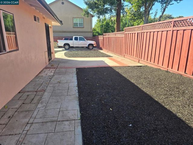 3121 Cowell Rd, Concord, CA 94518