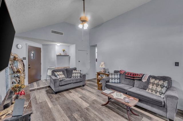 613 Purple Sage Trail, Mesquite, TX 75149