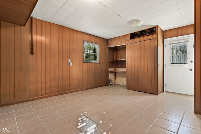 8029 E 13th Street, Indianapolis, IN 46219