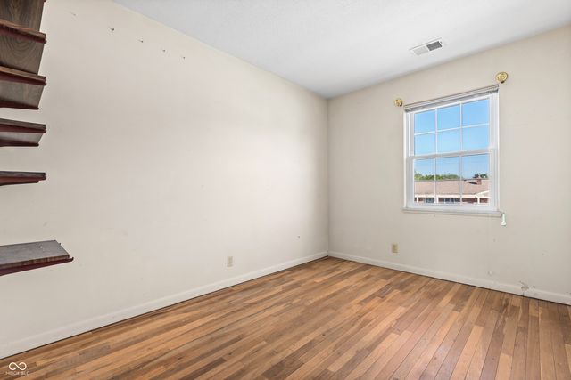 8029 E 13th Street, Indianapolis, IN 46219