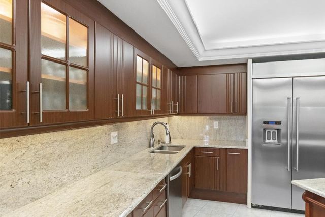 100 Lakeshore Drive 754, North Palm Beach, FL 33408
