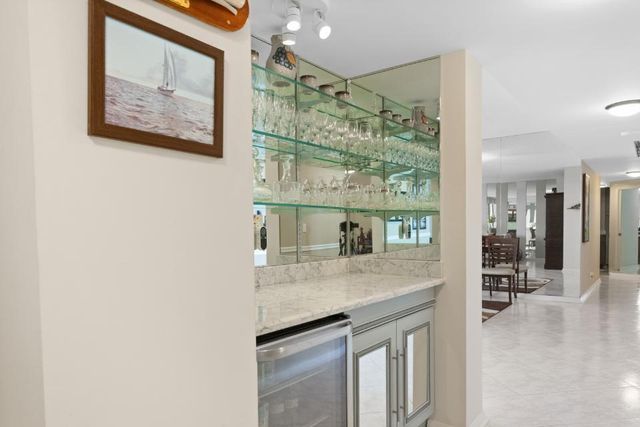 100 Lakeshore Drive 754, North Palm Beach, FL 33408