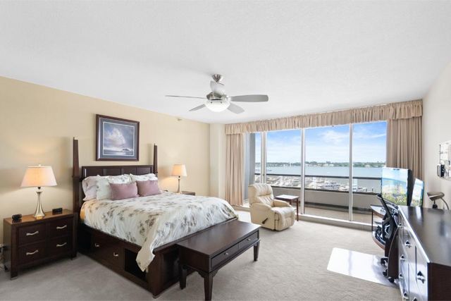 100 Lakeshore Drive 754, North Palm Beach, FL 33408