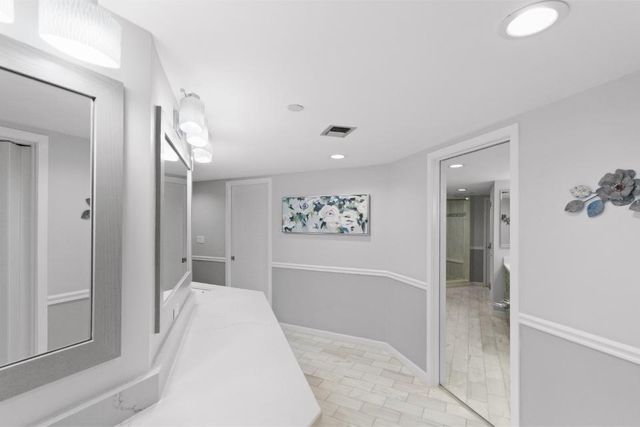 100 Lakeshore Drive 754, North Palm Beach, FL 33408