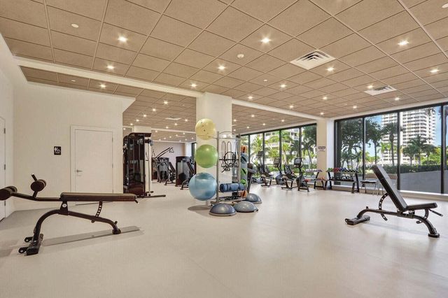 100 Lakeshore Drive 754, North Palm Beach, FL 33408