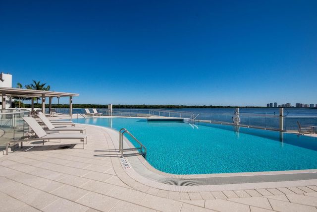 100 Lakeshore Drive 754, North Palm Beach, FL 33408