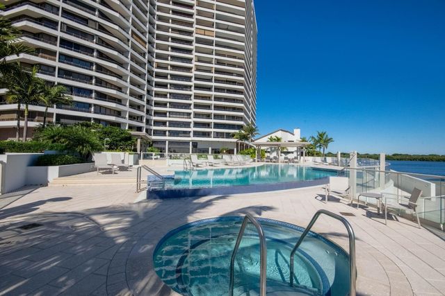 100 Lakeshore Drive 754, North Palm Beach, FL 33408
