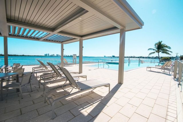 100 Lakeshore Drive 754, North Palm Beach, FL 33408