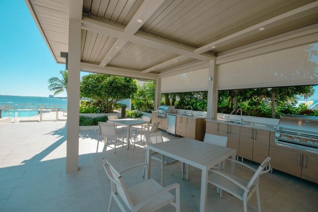 100 Lakeshore Drive 754, North Palm Beach, FL 33408