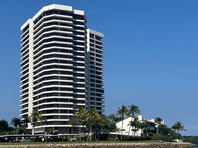 100 Lakeshore Drive 754, North Palm Beach, FL 33408
