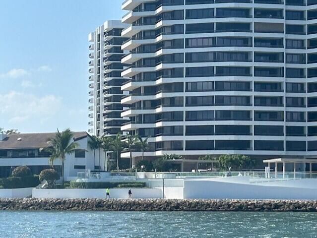 100 Lakeshore Drive 754, North Palm Beach, FL 33408