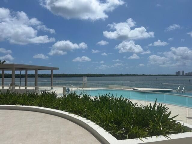 100 Lakeshore Drive 754, North Palm Beach, FL 33408