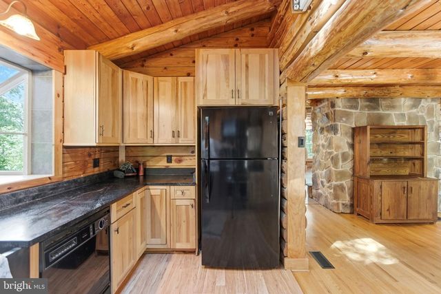 307 WILDLIFE WAY, Harpers Ferry, WV 25425