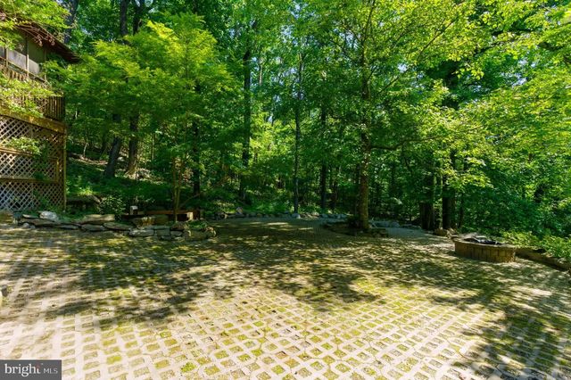 307 WILDLIFE WAY, Harpers Ferry, WV 25425