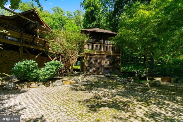 307 WILDLIFE WAY, Harpers Ferry, WV 25425