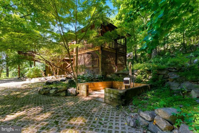 307 WILDLIFE WAY, Harpers Ferry, WV 25425