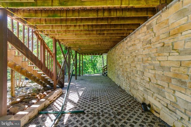 307 WILDLIFE WAY, Harpers Ferry, WV 25425