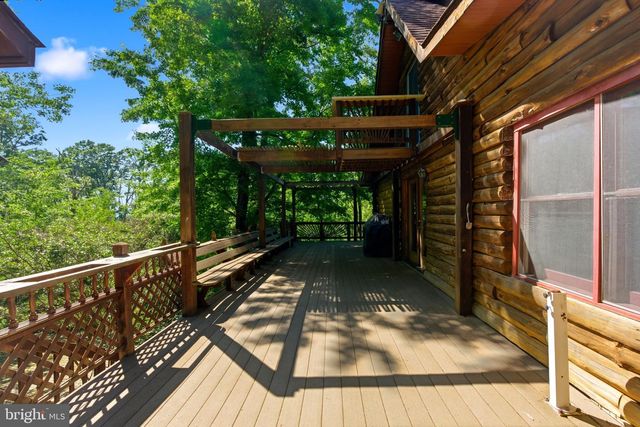 307 WILDLIFE WAY, Harpers Ferry, WV 25425