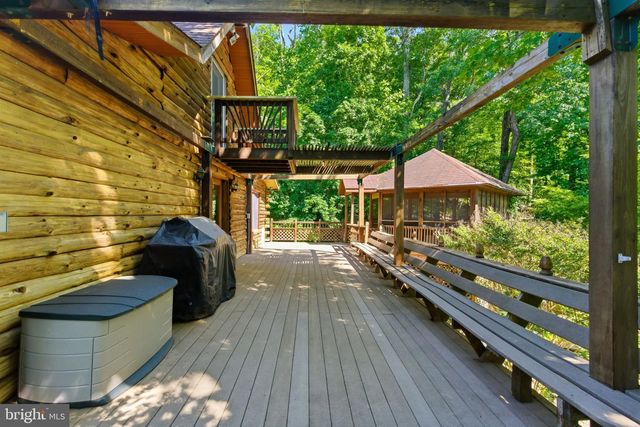 307 WILDLIFE WAY, Harpers Ferry, WV 25425