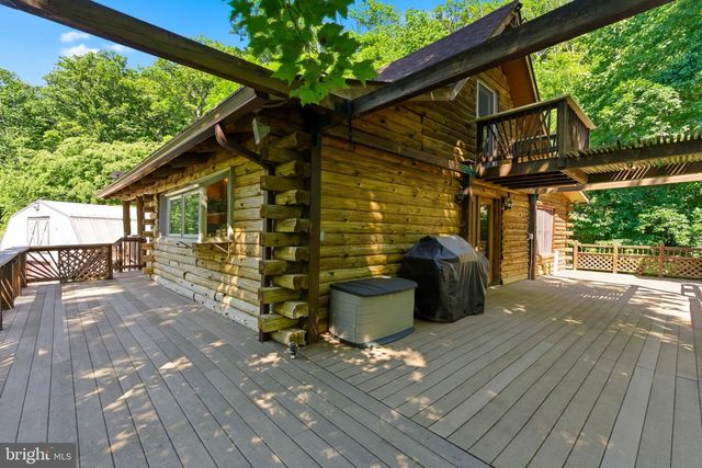 307 WILDLIFE WAY, Harpers Ferry, WV 25425