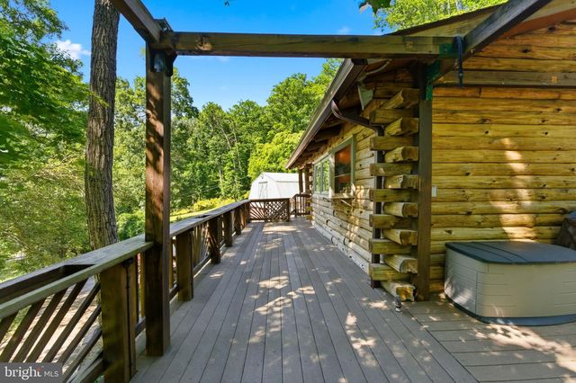 307 WILDLIFE WAY, Harpers Ferry, WV 25425