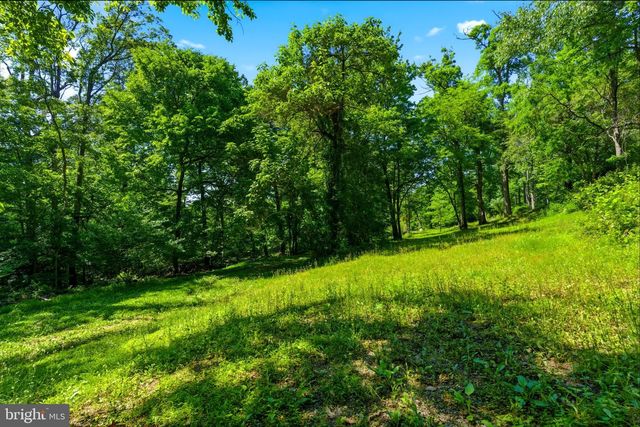 307 WILDLIFE WAY, Harpers Ferry, WV 25425