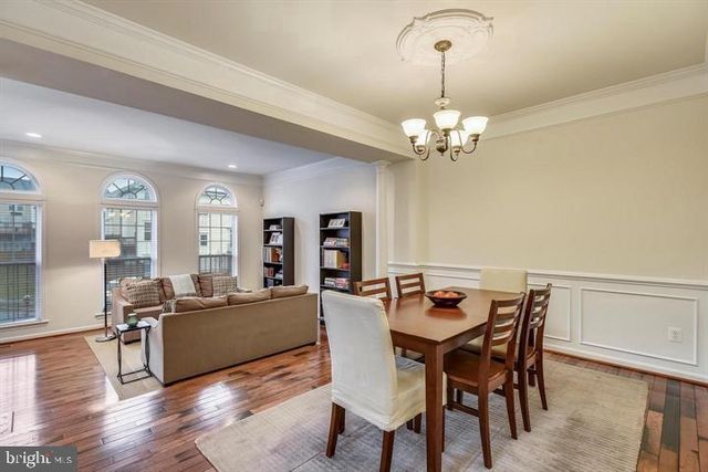 22092 AVONWORTH SQ, Broadlands, VA 20148