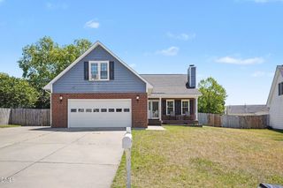 2805 Franzia Drive, Fayetteville, NC 28306