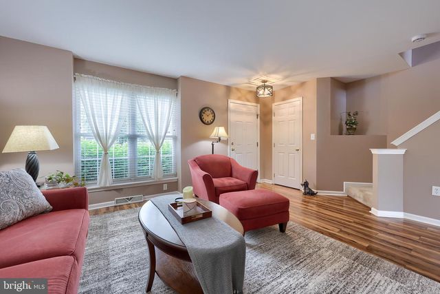 305 BANYAN CIRCLE DR, Lancaster, PA 17603
