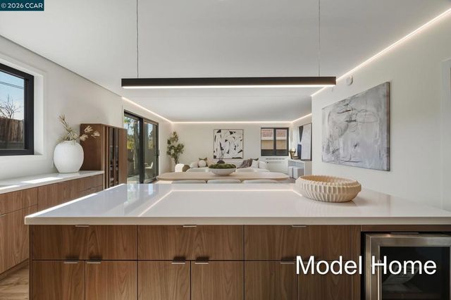 B Cherry Lane, Walnut Creek, CA 94597