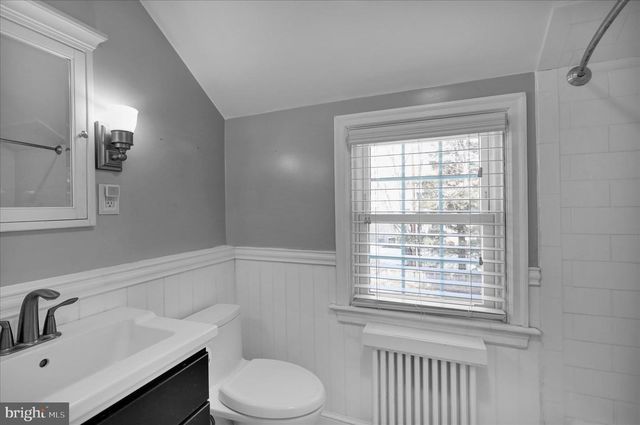 16 HASKELL DR, Lancaster, PA 17601