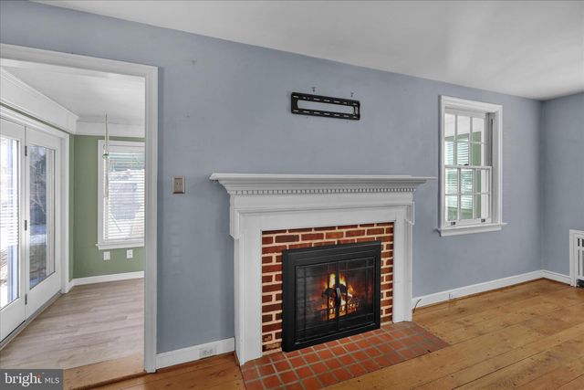 16 HASKELL DR, Lancaster, PA 17601