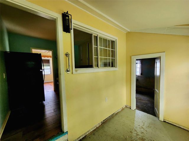 704 Beach Ct, Fort Pierce, FL 34950
