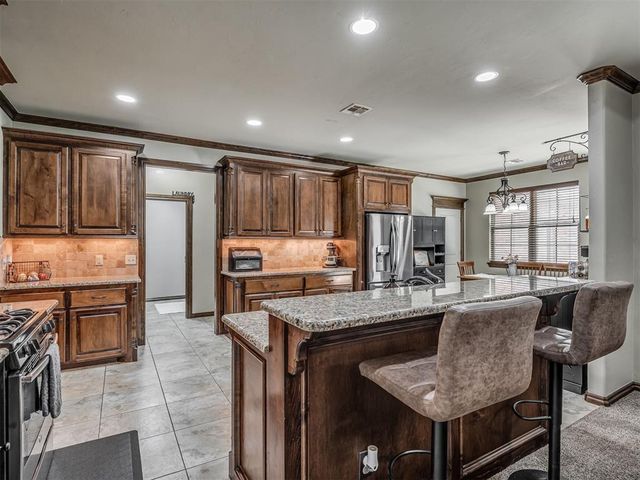 12084 Eastwood Drive, Choctaw, OK 73020